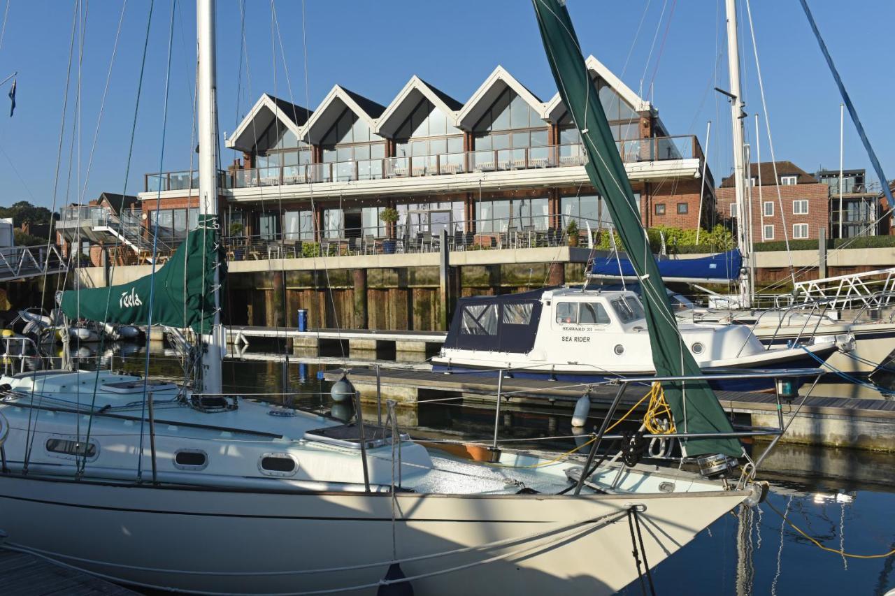 Royal Southern Yacht Club Hamble-le-Rice Exterior foto